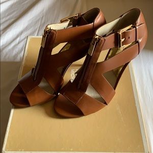 Michael Kors • Anya Mid Heels